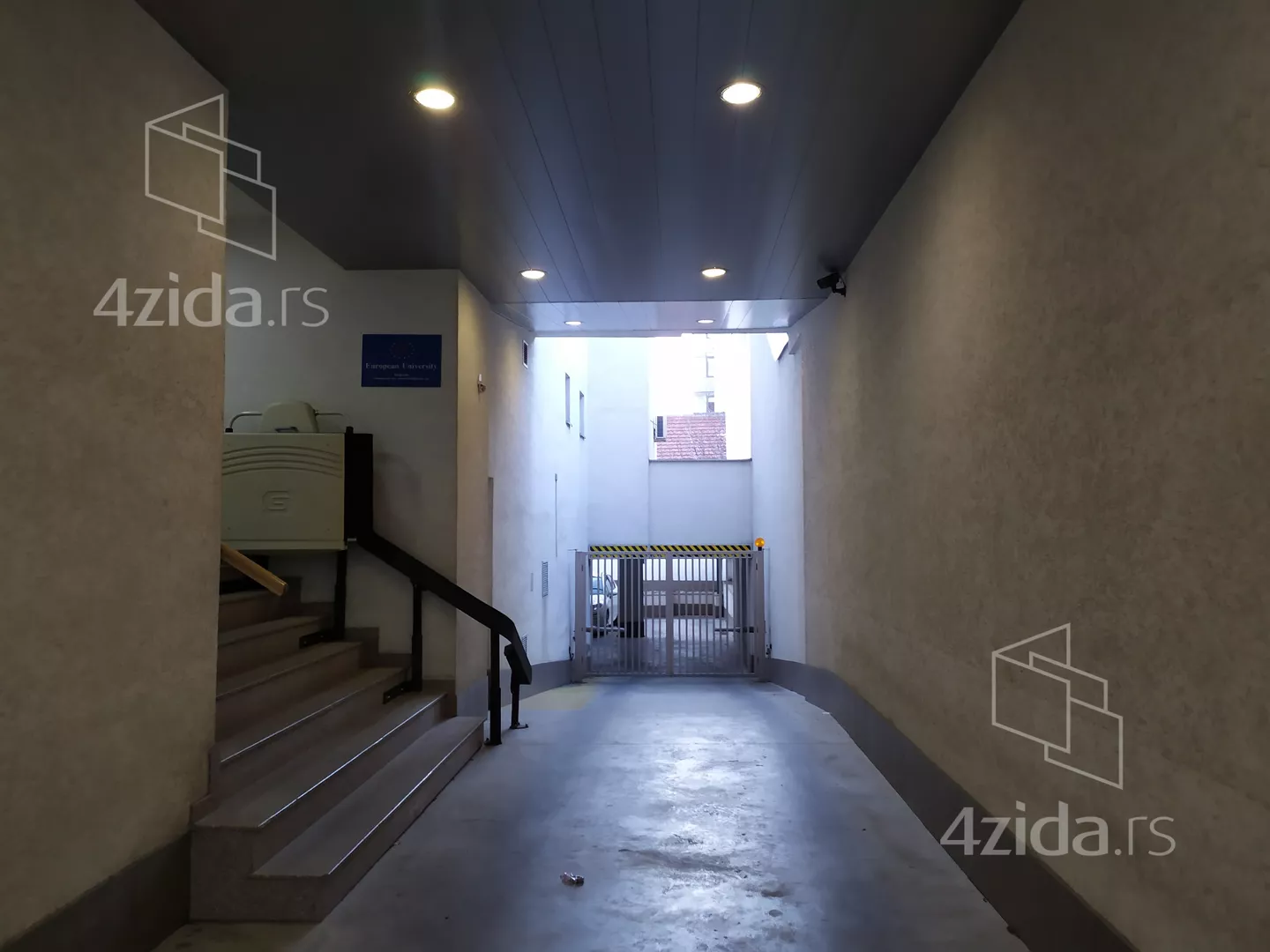 Garaža | 4zida