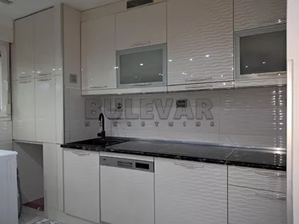 Bulevar Nemanjića | 4zida.rs