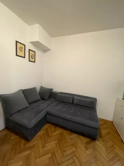 Kosančić Ivana | 4zida.rs