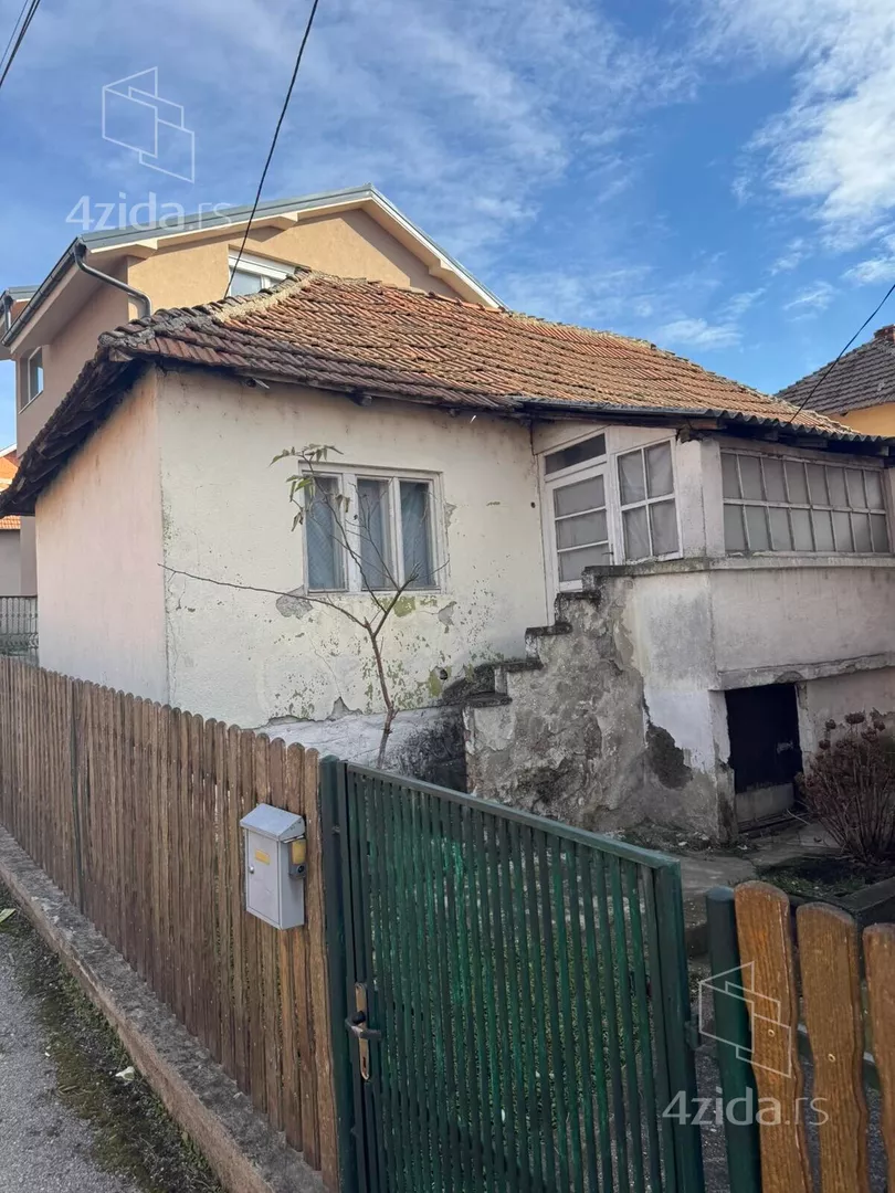 3-etažna kuća | 4zida