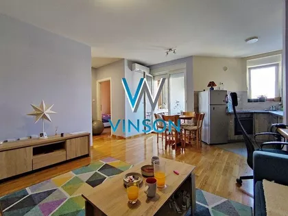 Vuka Karadžića | 4zida.rs