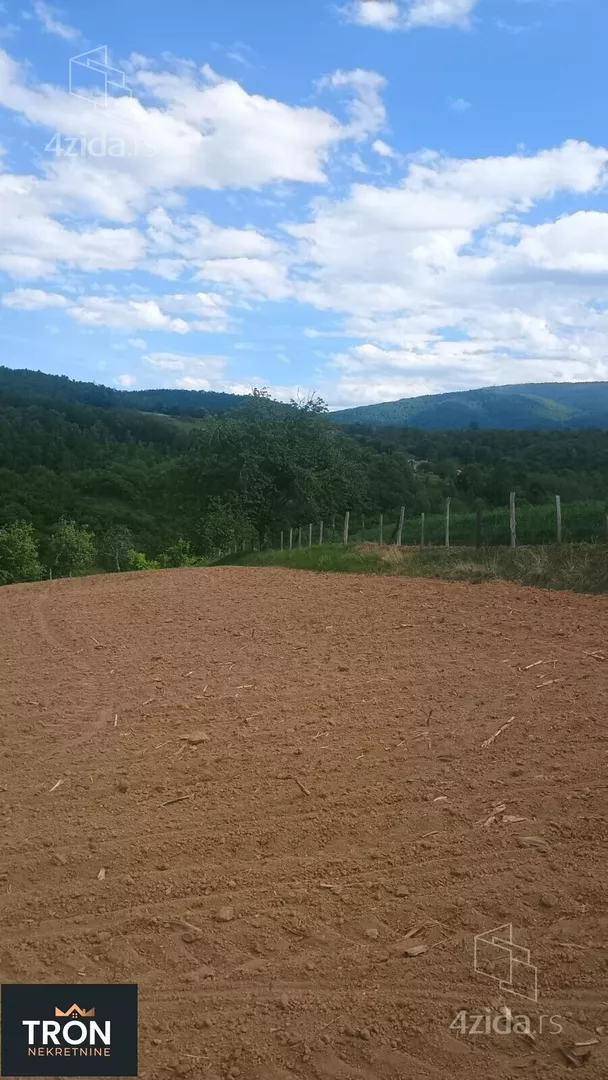 Poljoprivredno zemljište | 4zida
