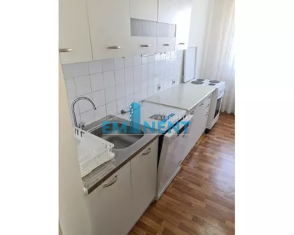 Karađorđeva | 4zida.rs