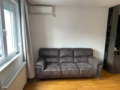 Desanke Maksimović 27B | 4zida.rs