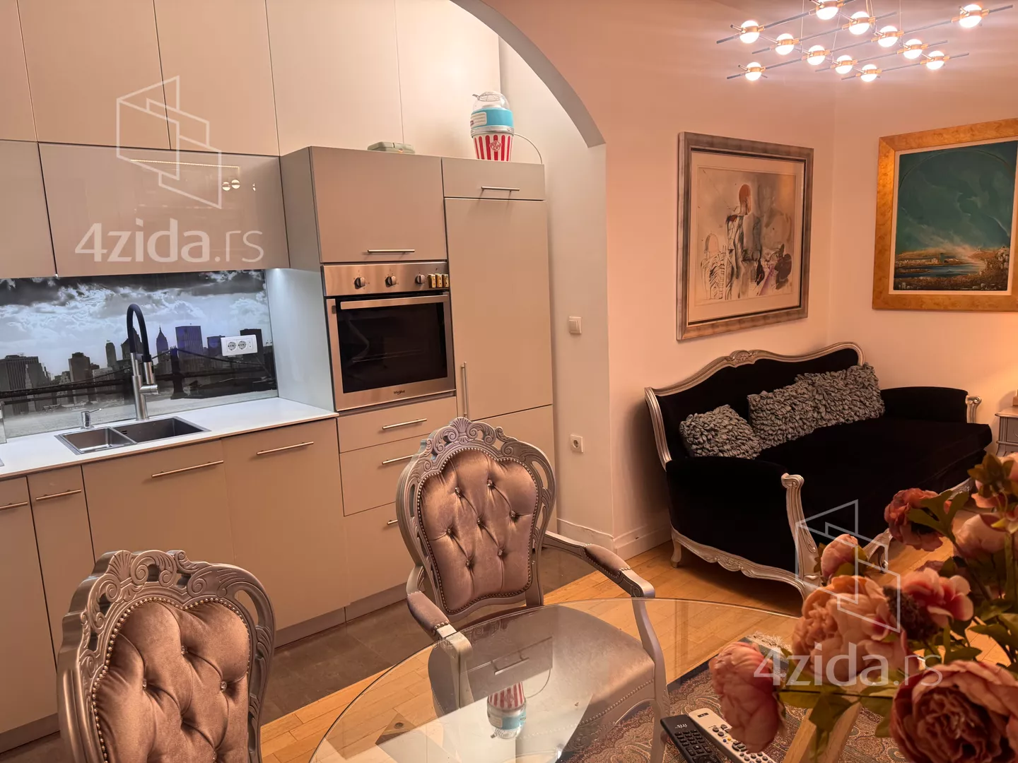 Jednoiposoban stan | 4zida