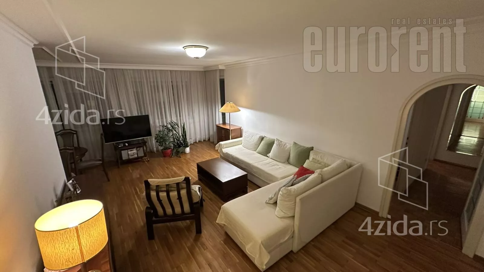 Troiposoban stan | 4zida