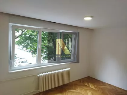Železnička stanica | 4zida.rs