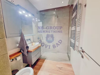Pozorišni Trg | 4zida.rs