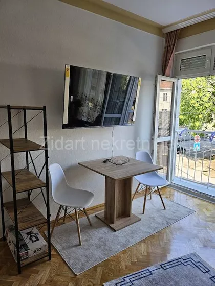 Dr Miloša Radojčića | 4zida.rs