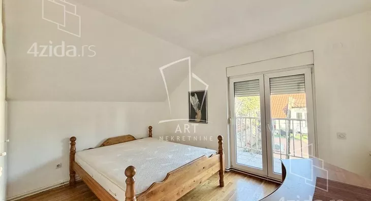 4-etažna kuća | 4zida