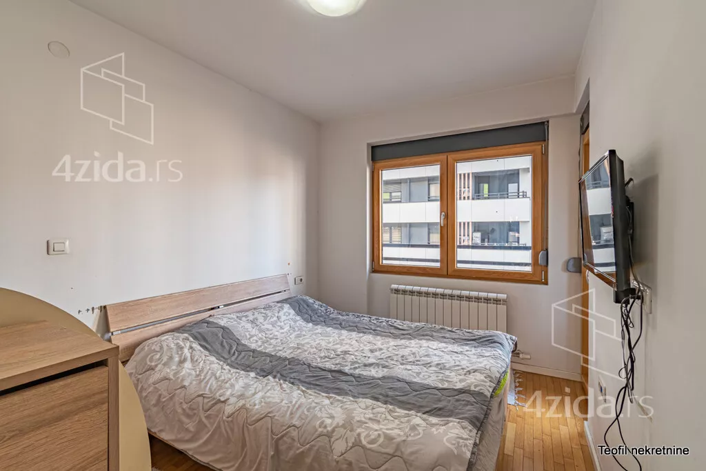 Troiposoban stan | 4zida