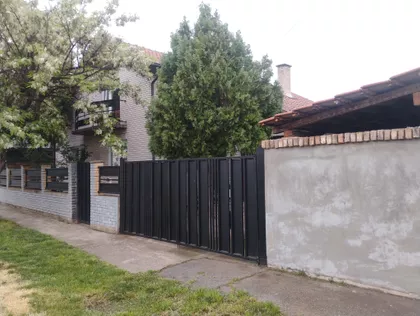 Višnjićeva 3 | 4zida.rs