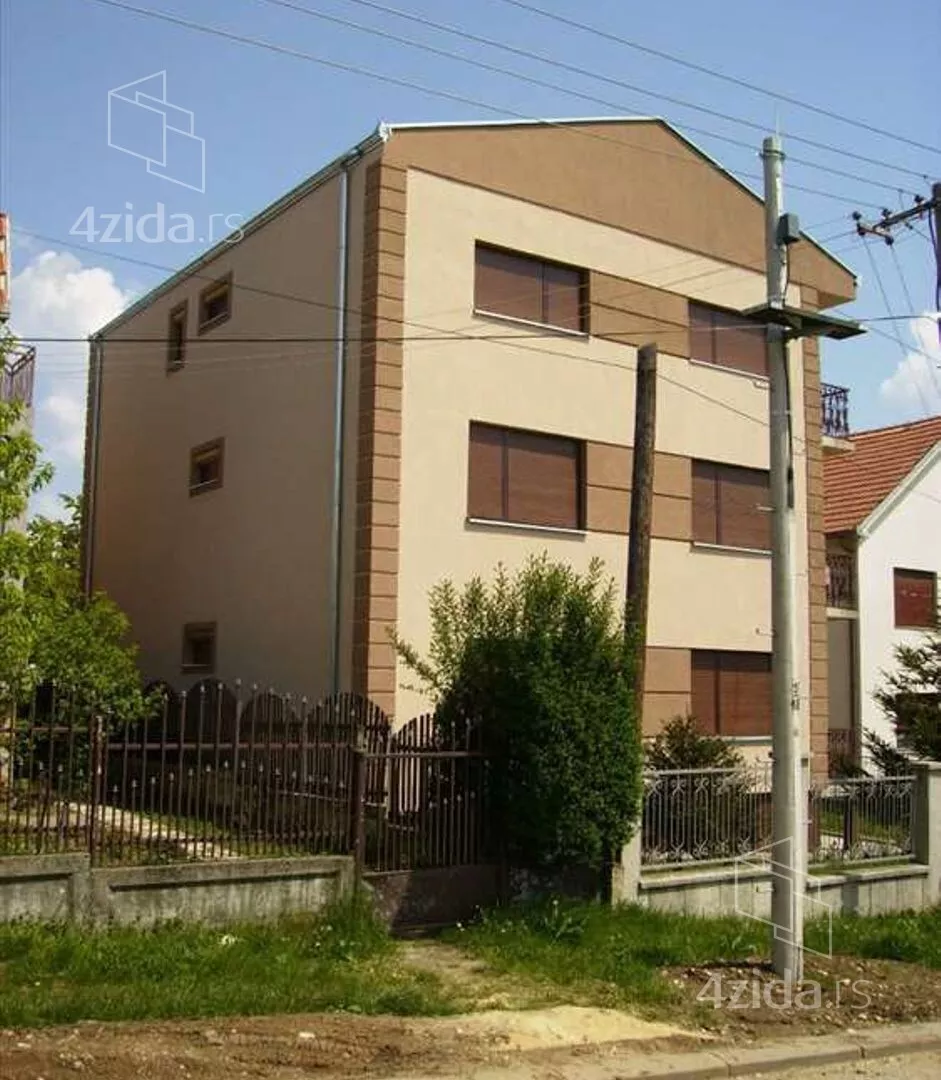 3-etažna kuća | 4zida