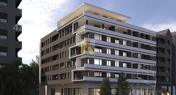 Šestosoban stan | 4zida