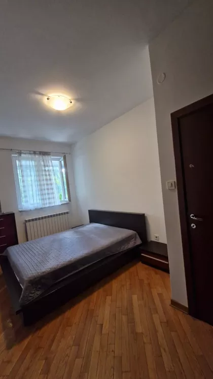 Hram Svetog Save | 4zida.rs