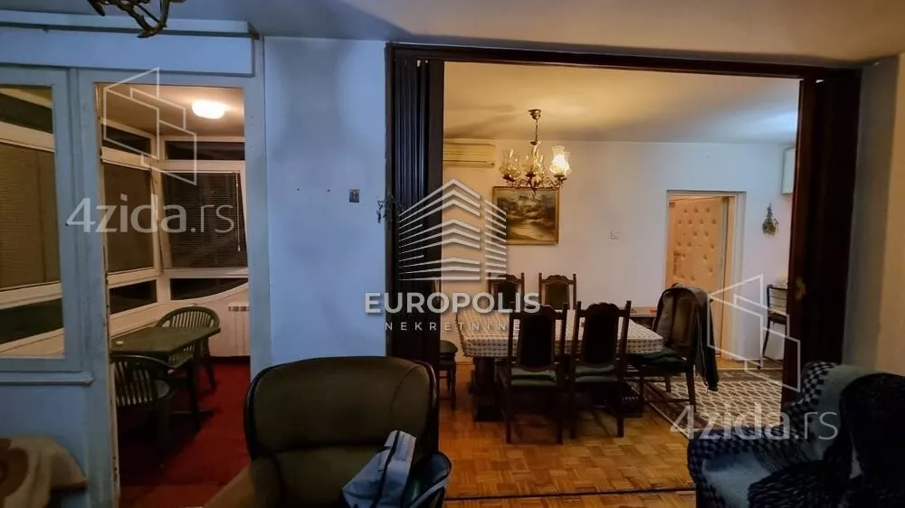 Dvoiposoban stan | 4zida