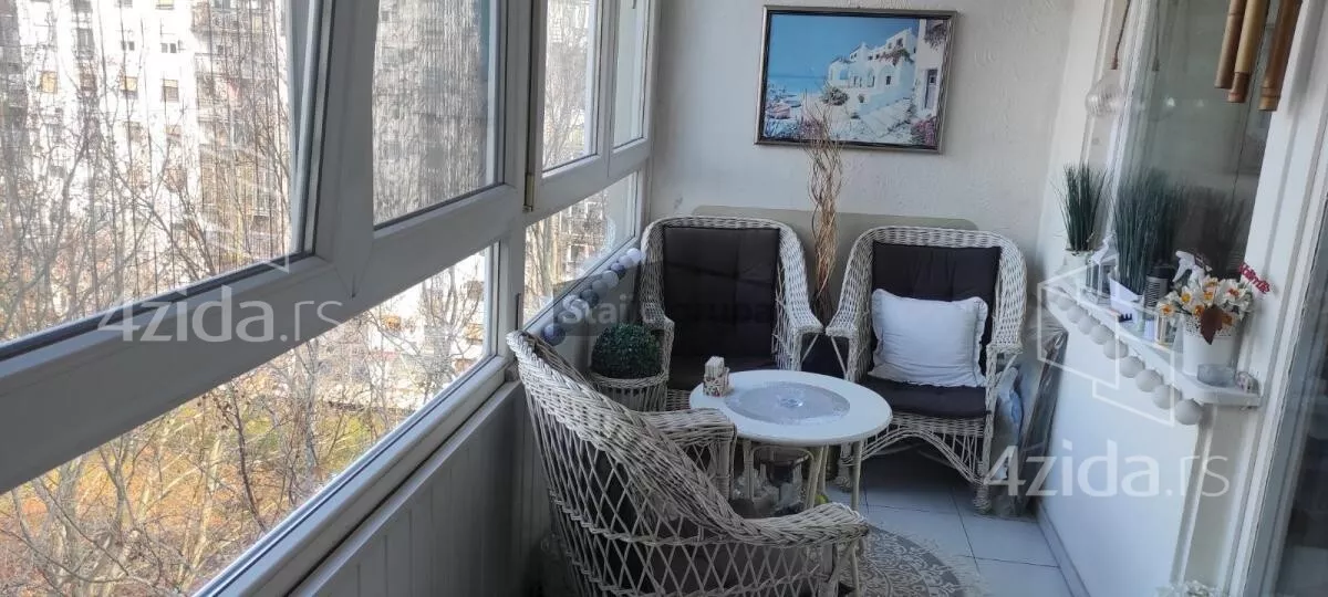 Troiposoban stan | 4zida