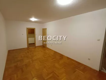 Bate Brkić | 4zida.rs