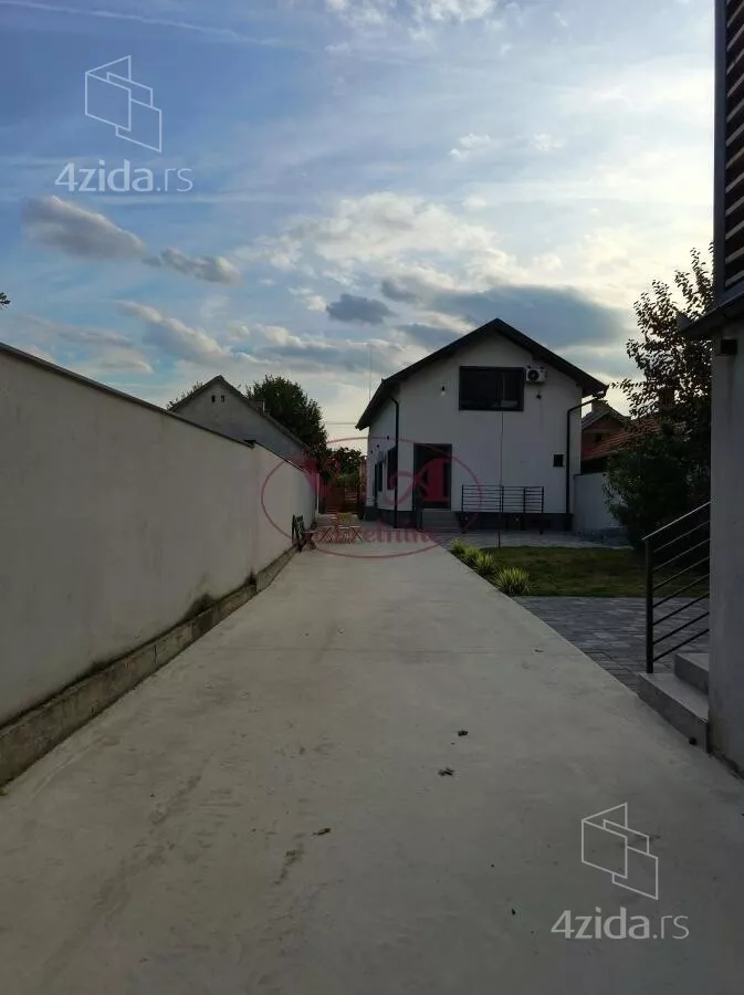 Kuća | 4zida