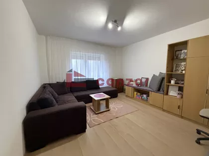 Mali Bajmok | 4zida.rs