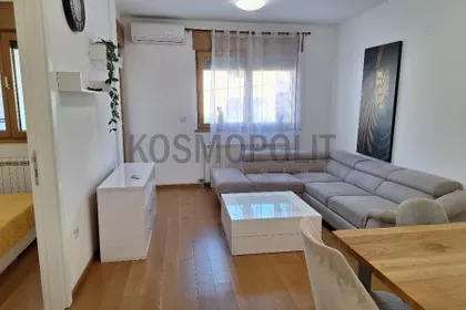 Admirala Vukovića | 4zida.rs