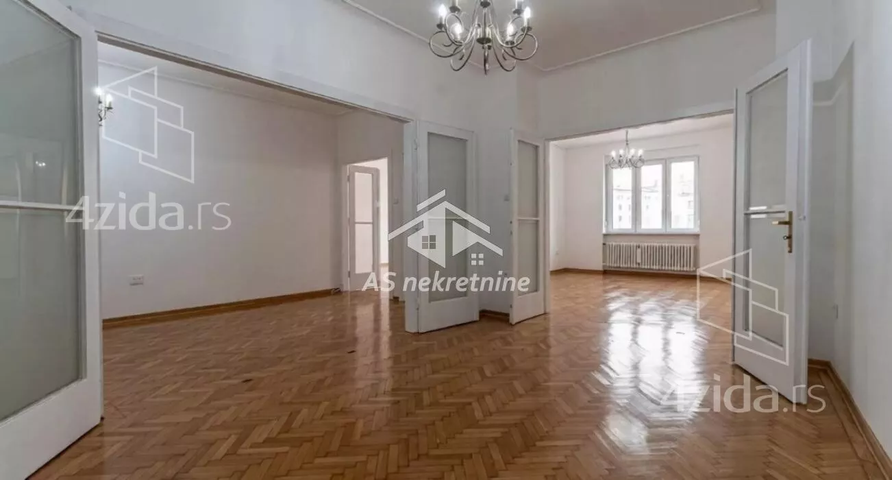 Petosoban stan | 4zida