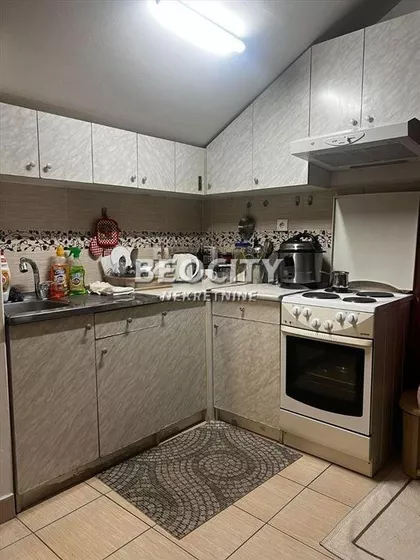 Pavla Papa | 4zida.rs