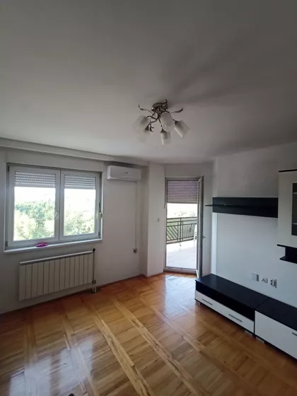 Bulevar Jovana Dučića | 4zida.rs
