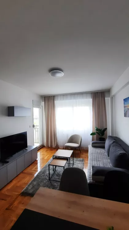 Gradske lokacije | 4zida.rs