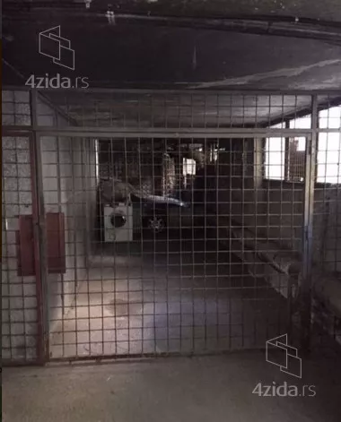 Garaža | 4zida