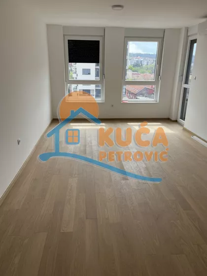 Vardarska | 4zida.rs