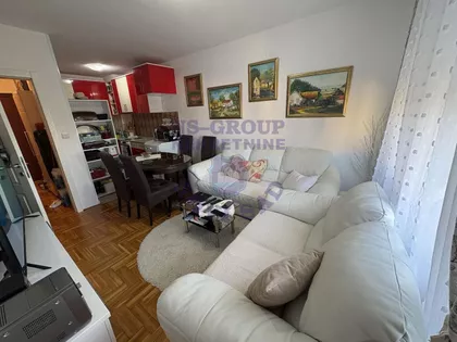 Bulevar Patrijarha Pavla (Somborski Bulevar) | 4zida.rs