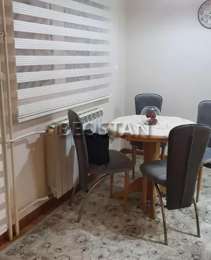 Mica Radakovica | 4zida.rs