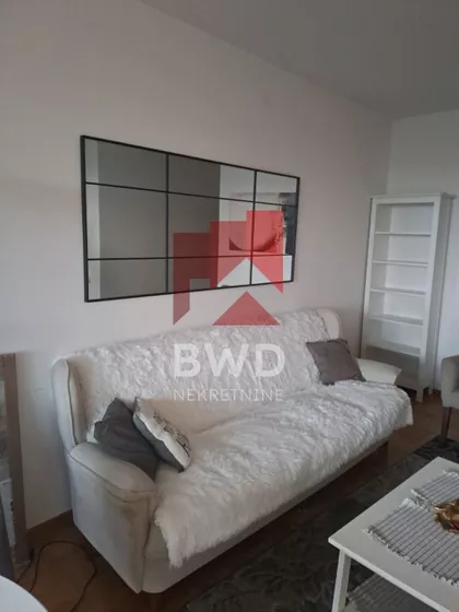 Trg Kosturnica | 4zida.rs