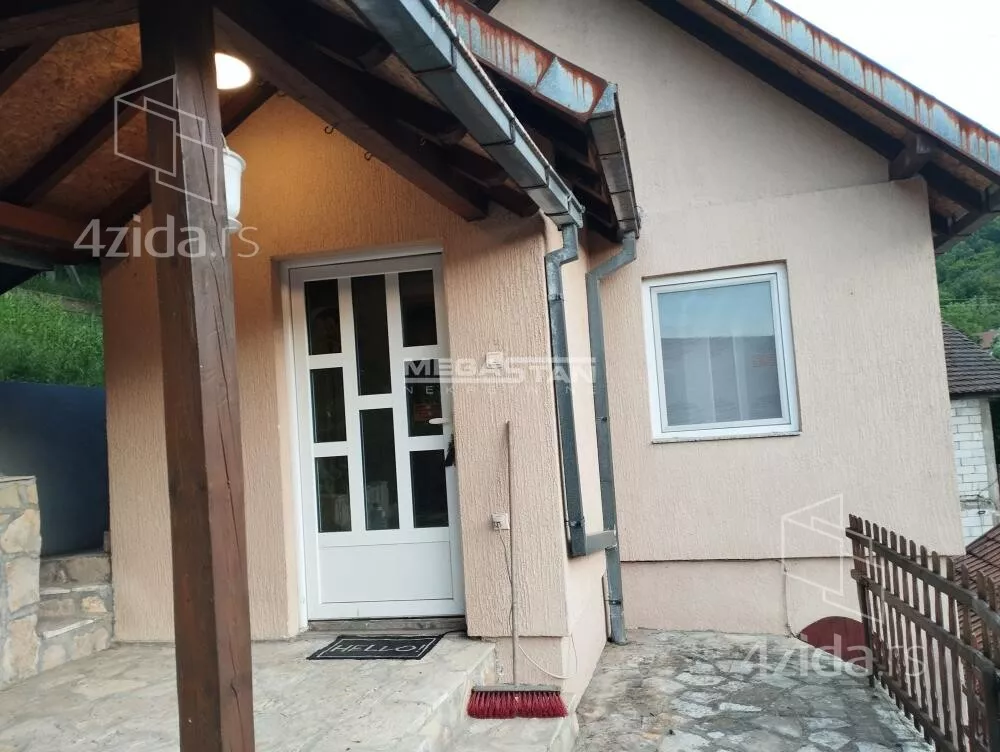 Kuća | 4zida