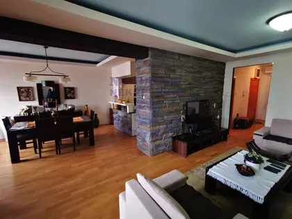 Bulevar Oslobođenja | 4zida.rs