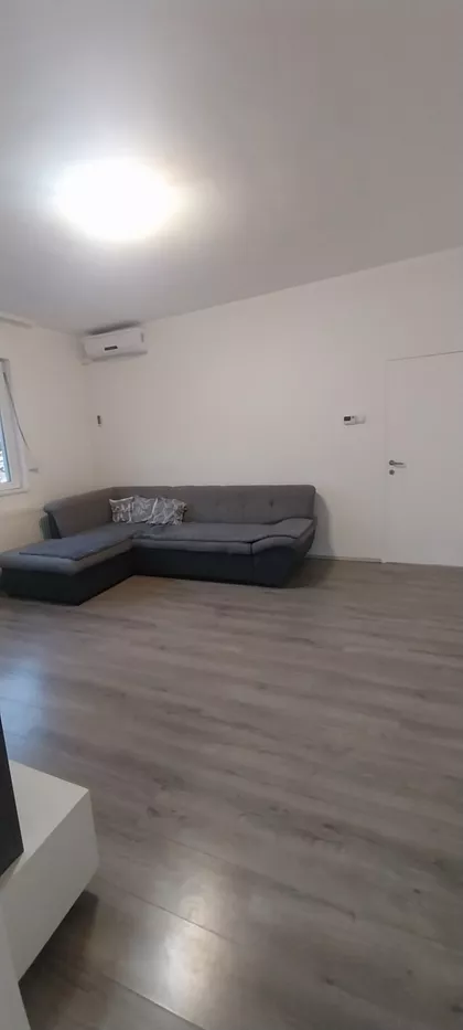 Paje Jovanovića 6 | 4zida.rs