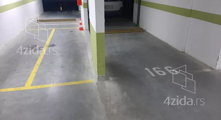 Garaža/Parking | 4zida