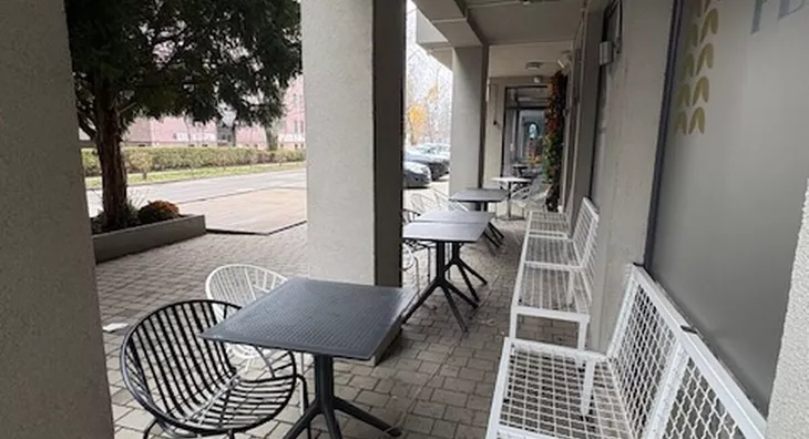 Ugostiteljski objekat | 4zida