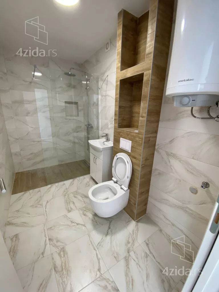 Osmosoban stan | 4zida