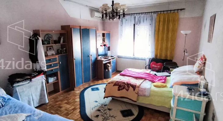 3-etažna kuća | 4zida