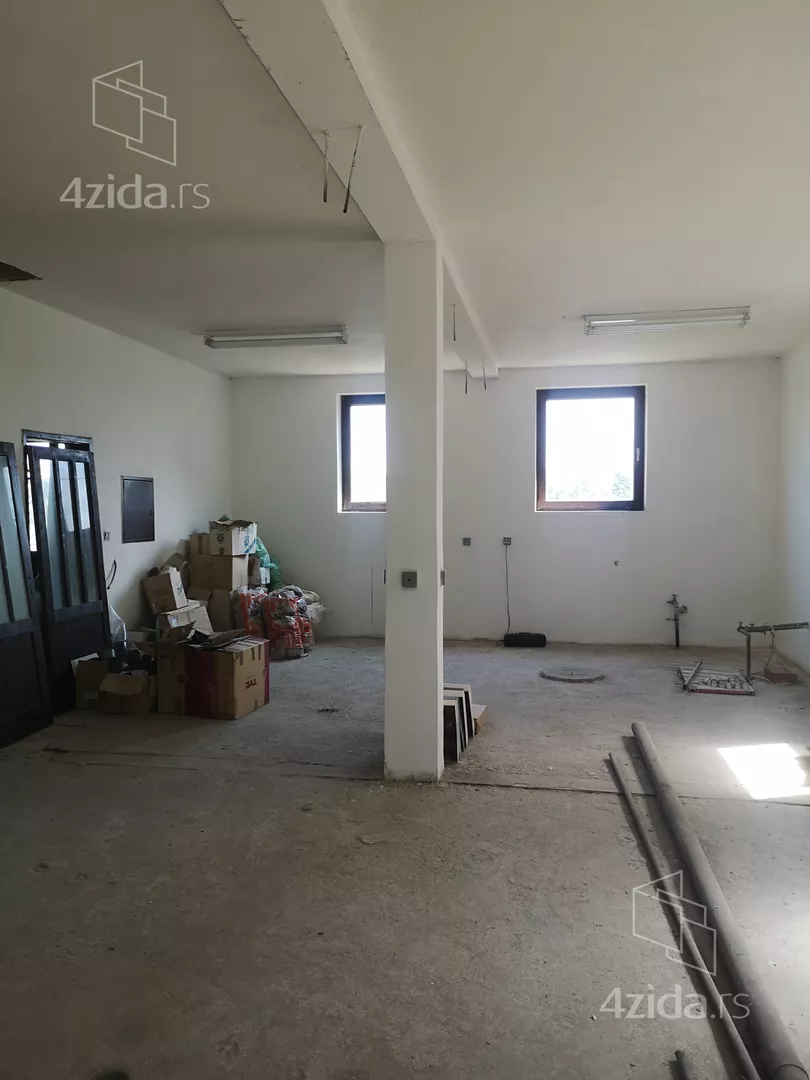 Poslovni prostor | 4zida