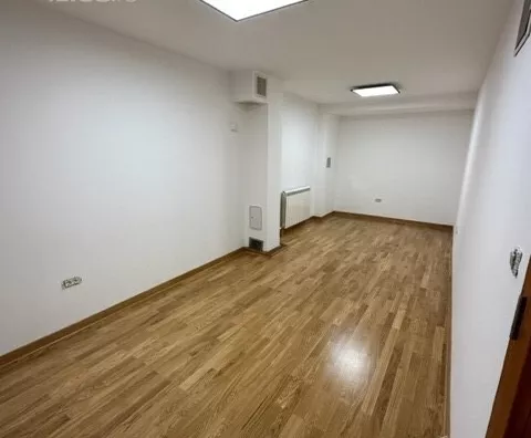 5-etažna kuća | 4zida