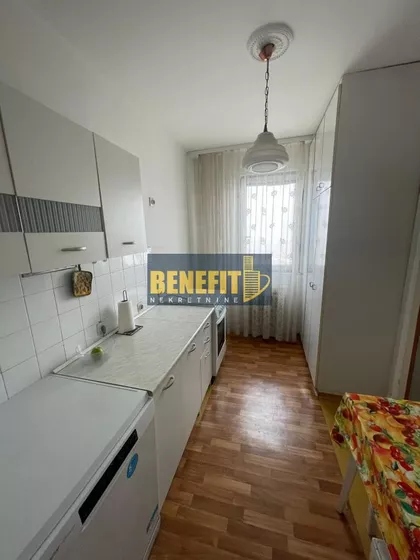 Karađorđev Trg | 4zida.rs