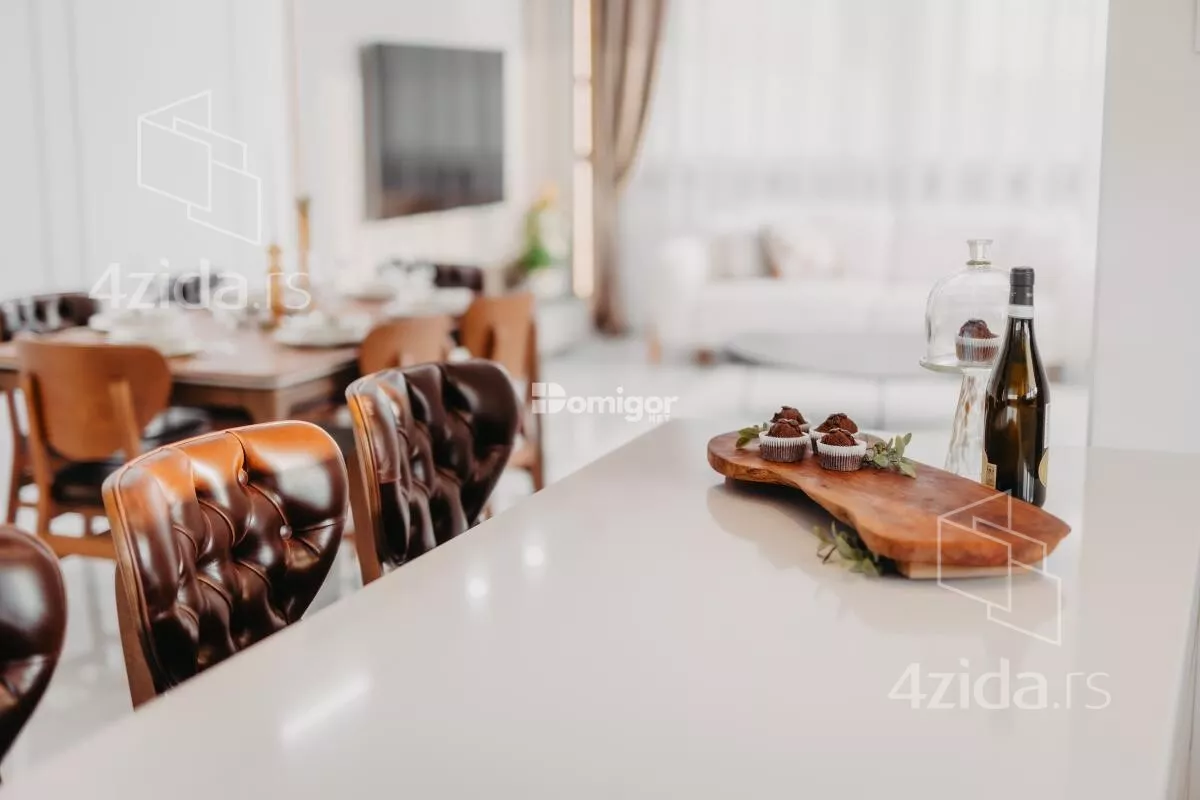 Petosoban stan | 4zida