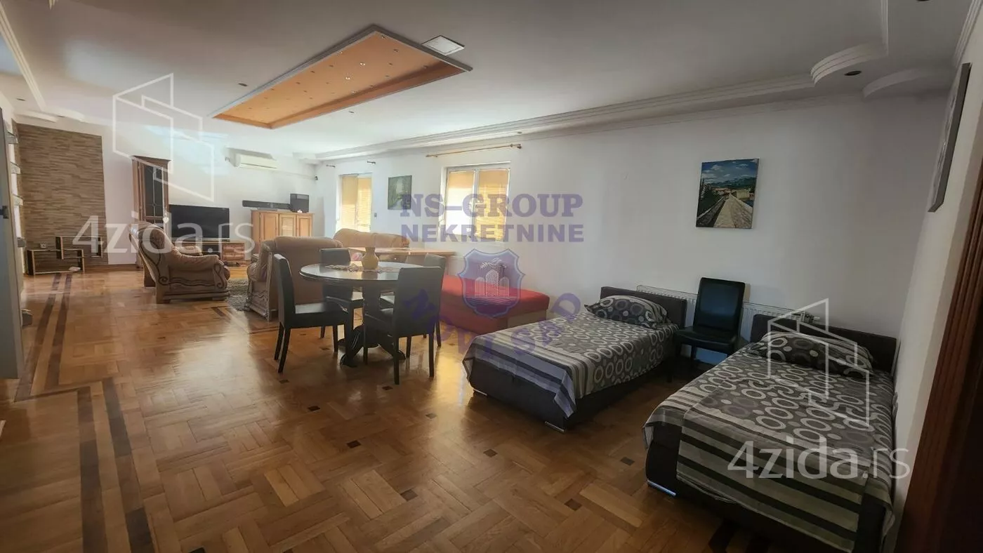 Šestosoban stan | 4zida