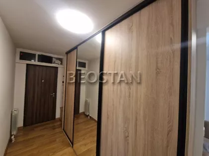 Tosin Bunar | 4zida.rs