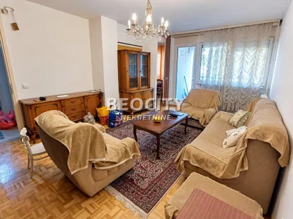 Koste Nadja | 4zida.rs