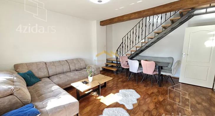 Petosoban stan | 4zida