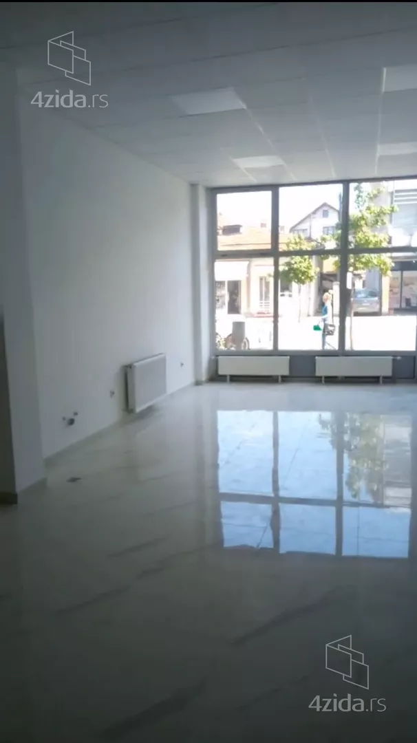 Poslovni prostor | 4zida